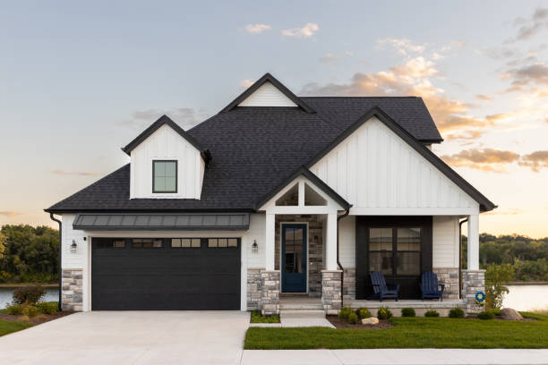 Best Roof Insulation Installation  in Oswego, KS